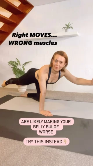 It’s HOW you might be COMPENSATING ⬇️
😅Are you trying to do the “right moves”, but keep using the incorrect muscles to power the movement?
It’s why you can so often you can end up perpetuating your aches, pains and niggles including lower belly bulge, back ache, #diastasisrecti #pelvicfloor concerns instead of making things better.
Then continue to be frustrated with doing l all of the “things” including  Kegels and activation work but it’s just not adding up.
This is why - it is key to recognize the difference between movement patterns (form) and recruitment patterns - what we actually FEEL working 💡
I wanted to share this video of a very common move called the 🦅”BIRD DOG” 🐶 to help explain this & make sure you truly know when your core & pelvic floor are working...and when they’re not …
✖️In the first part of the video I am moving quickly, head bobbing, breath holding & NOT actually doing anything optimal for my core nor can I feel what is working as I move opposite arm & leg together …(and NO drawing belly button to spine won’t help 👎🏼)…harder / faster is not necessary better !
✔️2nd half of the video I am going SLOW challenging my balance = pelvic floor is working naturally (without clenching) 
✔️focusing on length rather than height as I move opposite arm & leg 
✔️NOT trying to touch my elbow / knee together & flex my spine (as this only recruits the subliminal core or “abs”)
✔️Instead exhaling as I move my “levers” in for a deep core activation 
Try this & tell me below if you can FEEL the difference ?
👇🏼 or if you notice where you may have been compensating? 
🌸Want a custom plan that works around, your LIFESTYLE, your ENERGY, your HORMONES & WORKOUT preference ?
Follow me @bodyfabulousfitness 
For more 
Or check out my BESPOKE coaching 🔗 link in my Bio🫶🏼 Dahlas
.
.
#coreworkout #abworkout #flattummytips #bfabmethod #lowerbellyworkout #homeworkout #workoutsforwomen #prolapseexercise #pelvicfloorexercises #aussiemumsandkids #fitover40 #perimenopausefitness #postnatalfitness #femalefitness